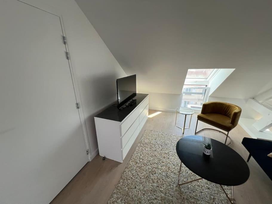 Appartement Neuf Proche Gare マリニー＝レ＝コンピエーニュ エクステリア 写真