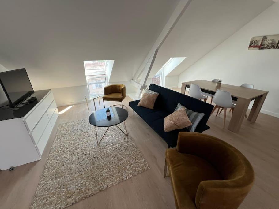 Appartement Neuf Proche Gare マリニー＝レ＝コンピエーニュ エクステリア 写真